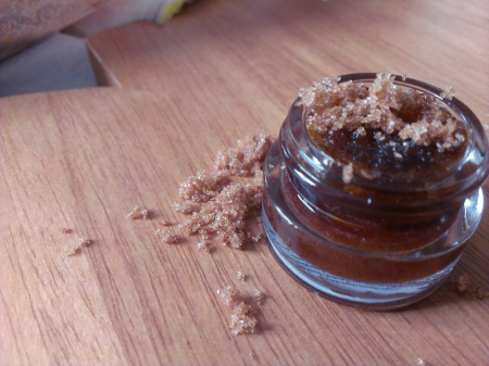 DIY Recipe – Honey Lip Scrub