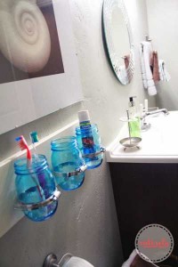 mason-jar-bathroom-hanging-organizer-diy