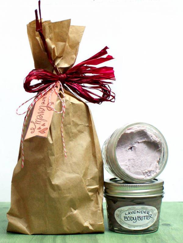 diy-lavender-body-butter-homemade-christmas-gift-idea